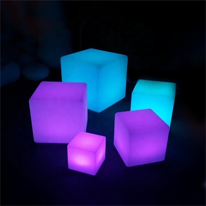Il moderno 16-colore cambia il sedile del cubo incandescente di notte <span class=keywords><strong>per</strong></span> la barra di casa o il parco aggiunge la luce dell'atmosfera di nozze della festa ai vostri spazi all'aperto - Product Image 4