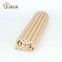 Panneau MDF flexible ignifuge, feuille MDF courbée certifiée CE pour les bureaux d'accueil d'hôtel et les revêtements de colonnes