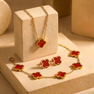 Conjunto de Joyería de Trébol de Cuatro Hojas Verde de Moda, Collar, Pulsera y Pendientes de Acero Inoxidable con PVD de Oro de 18K, Resistentes al Agua, para Mujer, Regalo - Product Image 4