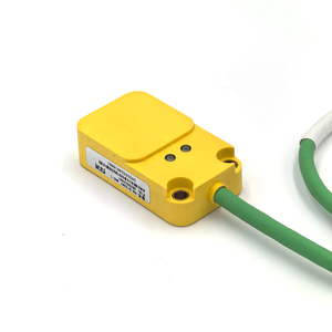 D1338T Pembaca Industri HF RFID 13.56MHz ISO15693 Modbus TCP IP67 M12 RJ45 PoE untuk Sistem MES Identifikasi Perkakas - Product Image 2