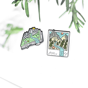 Broche en émail personnalisée avec motif forêt/<span class=keywords><strong>montagne</strong></span> pour Photo, sac <span class=keywords><strong>de</strong></span> Camping, vêtements, Badge <span class=keywords><strong>de</strong></span> revers, vente en gros, 9 pièces - Product Image 1