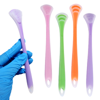 Grattoir à langue en silicone double face, nettoyeur de langue doux pour éliminer la plaque dentaire, soin buccal, hygiène dentaire, outil de nettoyage