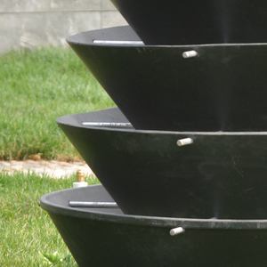 Torre de Flores de Jardín en Forma de Pirámide para Exteriores, Macetas y Jardineras de Plástico Grandes - Product Image 6