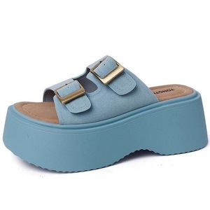 Sandalias de Tacón Grueso Amarillas con Punta Abierta, Cierre de Hebilla, Suela Acolchada, Zapatos de Verano para Mujer - Product Image 2