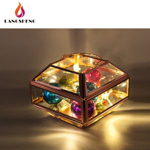 Venta al por mayor, venta directa de fábrica de moda de Navidad led linterna de metal - Product Image 6