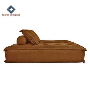 Canapé modulaire carré en cuir Volans de style moderne du milieu du siècle avec coussins - Product Image 6