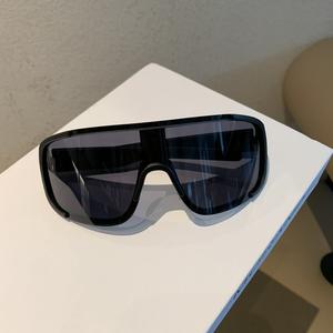 <span class=keywords><strong>Gafas</strong></span> <span class=keywords><strong>de</strong></span> <span class=keywords><strong>Sol</strong></span> para ciclismo ligeras y reflectantes para exteriores para <span class=keywords><strong>hombre</strong></span> y mujer, lentes a prueba <span class=keywords><strong>de</strong></span> viento, estilo deportivo para montar en carretera, <span class=keywords><strong>gafas</strong></span> para motocicleta - Product Image 2