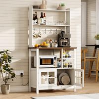 Prise de courant et commode de rangement Armoire bar à café avec espace de rangement Support pour micro-ondes avec petit compartiment et 6 crochets