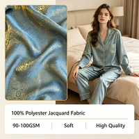 Prix Compétitif Tissu Jacquard 100% Polyester Doux et Fluide Résistant à la Décoloration Confortable pour Pyjamas, Vêtements de Nuit et Tenues Décontractées à Domicile