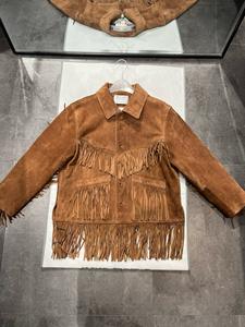 Chaleco negro largo acolchado cálido con capucha impermeable para mujer, botones, dos bolsillos Hecho en Italia - Product Image 4