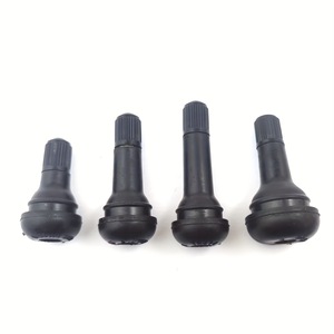 Válvula de Neumático Sin Cámara TR413 de 45mm Tipo Clip-On para Sedán Estándar con Conexión Americana - Product Image 1