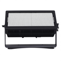 Projecteur de scène matriciel DMX à LED SMD RGBW 4-en-1 extérieur IP65 1320 avec angle de faisceau de 120° et gradation linéaire 0-100% AC110-240V