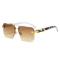 Lunettes de soleil carrées demi-cerclées pour femmes, bords taillés en diamant, motif marbré, branches effet bois, protection solaire UV400 transfrontalière