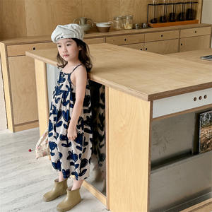 2025 nuevos pantalones de moda para bebés, mono con tirantes de verano de estilo coreano para niñas con pantalones de pierna ancha de 7 puntos, ropa para niños - Product Image 4