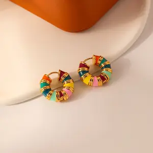 Anting-anting berlapis emas kuningan Retro, anting-anting lingkaran Enamel pelangi minyak tetes untuk hadiah wanita