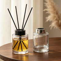 Bouteille diffuseur en verre en gros, bouteille diffuseur à bâtonnets haut de gamme pour aromathérapie domestique, bouteille décorative pour huiles essentielles et parfums