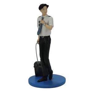 Figura de comissário de bordo de voo com design personalizado, decoração em resina, lembrança, estátua OEM, lembrança de turismo de aeroporto, artesanato em resina, fornecedores