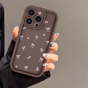 Funda para iPhone 17 Pro Max, Mate, Rosa Simple con Lazo Floral, Orificios Precisos, Antigolpes - Product Image 6