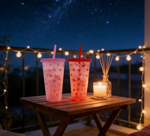 Gobelet réutilisable rose en forme de cœur pour la Saint-Valentin avec couvercle et paille – Cadeau idéal pour meilleure amie, voyage, fête – Tasse en plastique - Product Image 6