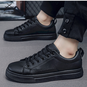 Nuove <span class=keywords><strong>Scarpe</strong></span> <span class=keywords><strong>da</strong></span> <span class=keywords><strong>Tennis</strong></span> <span class=keywords><strong>in</strong></span> <span class=keywords><strong>Pelle</strong></span> PU <span class=keywords><strong>da</strong></span> Uomo, Modello Basso con Lacci, <span class=keywords><strong>Scarpe</strong></span> Casual Leggere e Comode, Sneakers Sportive alla Moda - Product Image 3