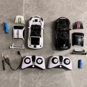 Auto da Corsa RC AiJH 2.4G a 6 Canali con Luci LED, Modalità Battaglia, Giocattoli in Bulk, Fornitore di Servizi OEM/ODM, Auto RC da Drift e Crash - Product Image 2