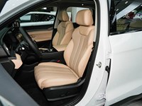 Véhicule hybride rechargeable BYD Song Pro, marque chinoise populaire, SUV familial spacieux, nouvelle énergie, en vente.