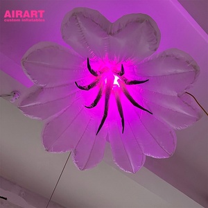 Fleurs gonflables blanches illuminées par LED, belles fleurs gonflables décoratives pour les thèmes de fête - Product Image 2