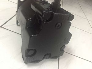 Sundstrand 90 Series Standard High Performance Hydraulic Piston <b>Pump</b> Model 90M055 300 <b>Bar</b> 0.5 1 Stage - Product Image 3