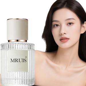 <span class=keywords><strong>Eau</strong></span> <span class=keywords><strong>de</strong></span> <span class=keywords><strong>parfum</strong></span> pour femmes <span class=keywords><strong>de</strong></span> haute qualité en gros, 30 ml, longue durée, <span class=keywords><strong>parfum</strong></span> floral léger au jasmin frais, vaporisateur pour le corps - Product Image 1