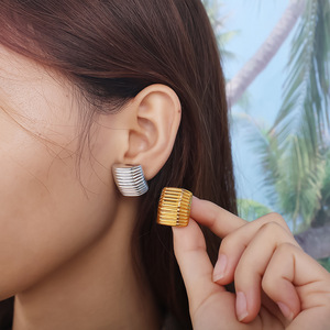 Pendientes de Botón de Acero Inoxidable Chapados en Oro, Forma Rectangular Geométrica, Joyería de Moda para Mujer, Uso Diario - Product Image 4