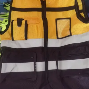 Roadway Safety Workplace construction workers vest