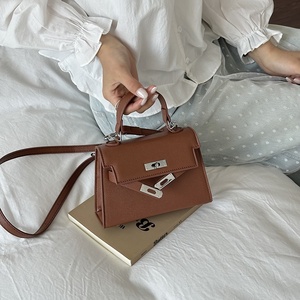 Borsa da Donna alla Moda - Design Semplice, Versatile, a Spalla e <span class=keywords><strong>Tracolla</strong></span>, Stile Quadrato Piccolo con Cinghia Singola - Product Image 3