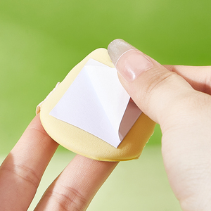 Le ragazze della vita selezionano il trucco rinfrescante in pelle scamosciata che assorbe l'olio per rimuovere l'olio e truccare il trucco con gli strumenti di bellezza femminili - Product Image 5