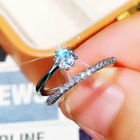 Bagues circulaires ouvertes délicates couleur argent pour femmes, incrustées de cristaux étincelants en zircon cubique, bijoux tendance pour les fêtes