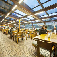 Système de toit en verre coulissant escamotable électrique OEM lucarne fenêtre de toit coulissant en verre trempé pour terrasse de piscine