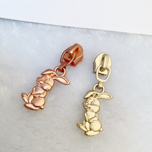 Accessoires pour sacs, tirettes de fermeture éclair personnalisées en métal, tirettes de fermeture éclair personnalisées pour sacs à main - Product Image 4