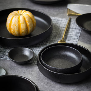 Piatto Rotondo <span class=keywords><strong>in</strong></span> Gres Effetto <span class=keywords><strong>Ghisa</strong></span> Nero per Ristoranti, Hotel e Casa <span class=keywords><strong>in</strong></span> Stile Giapponese - Product Image 5