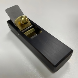 Herramienta manual de carpintería para recortar y biselar madera, para bricolaje, de ébano negro con arco exterior ancho, modelo Light Planer-11 - Product Image 1