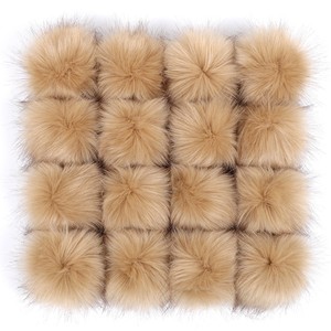 Fabrik preis Großhandel gefälschten Fuchs 12cm Pelz Pompon Faux Waschbär Pelz Pom Pom Ball mit Druckknopf - Product Image 3