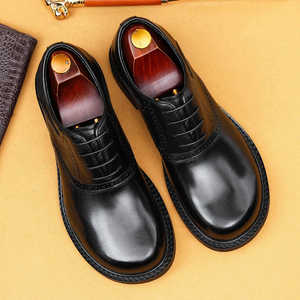 รองเท้าหนังแท้ทรงหัวมนสำหรับผู้ชายปี 2026 รองเท้าลำลองสไตล์ธุรกิจสำหรับเท้ากว้าง สไตล์อังกฤษ รองเท้าอ็อกซ์ฟอร์ดแบบมีลายฉลุ - Product Image 2