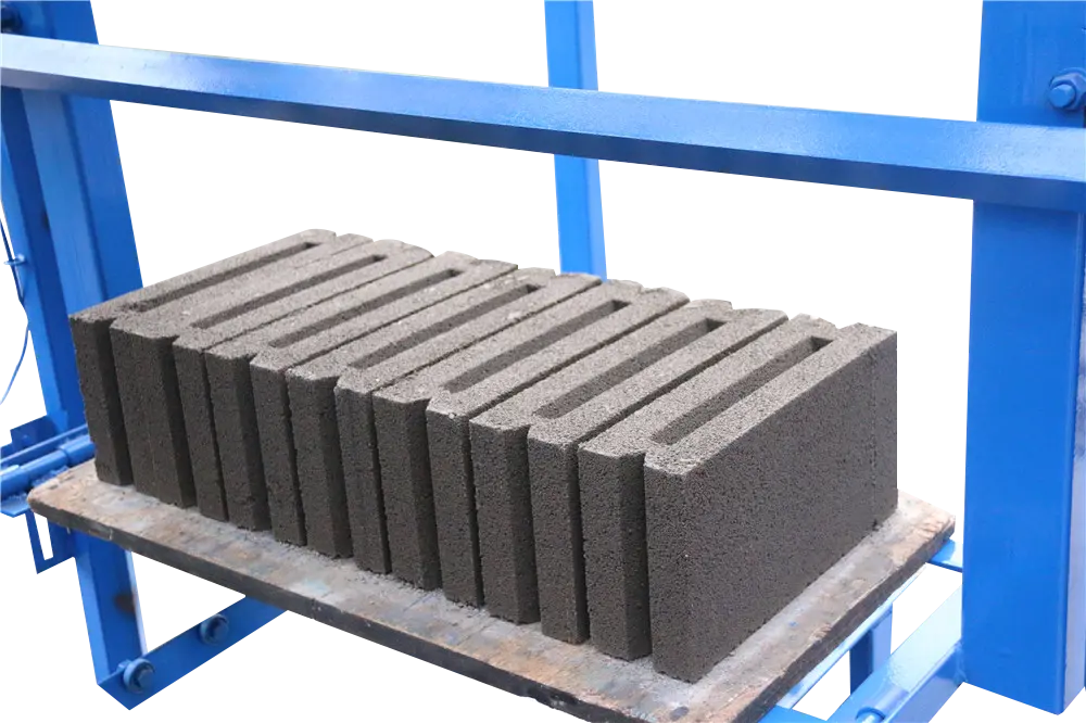 QT4-26 ceneri volanti Lego cemento ecologico ad incastro per mattoni che fa macchina per blocchi di cemento macchina per blocchi cavi filippine