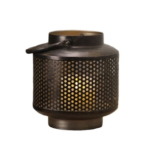 Vente chaude lanternes porte-bougie en métal taille personnalisée meilleure qualité décoration de jardin bougie lanterne - Product Image 1