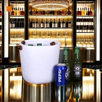Cubos de Hielo Redondos de Poliresina Blanca Sólida Hechos a Mano con Patrón de Remolino Acuático para el Hogar, Hoteles, Bares o Ceremonias