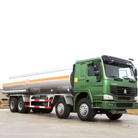SINOTRUK HOWO Oil Tanker Truck for Sale, 6 Wheels