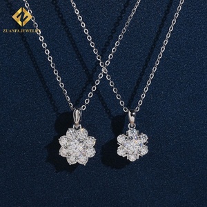 Collier Pendentif Fleur en Argent Sterling 925 avec Moissanite et Breloques Rondes en Argent Fin pour Femme - Product Image 4