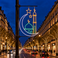 Goldener Halbmond-Moschee-Kuppel-Minarett Doppelstern-Design LED-Lichterkette Ramadan-Pfahl-Motivbeleuchtung für Park- und Platzdekoration