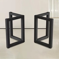 Meubles de salle à manger à bas prix, table à manger moderne avec plateau en verre et pieds en métal