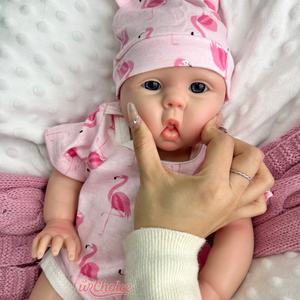Bambole Reborn Terapeutiche Realistiche in Morbido Silicone da 18 Pollici per Bambine con Ciuccio, Compagnia per Alleviare Demenza e Ansia - Product Image 4