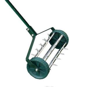 Aérateur rotatif de <span class=keywords><strong>pelouse</strong></span> de sol de pointe de dent de poussée de roulement avec l'outil de poignée <span class=keywords><strong>en</strong></span> acier pour l'<span class=keywords><strong>entretien</strong></span> d'herbe de cour de jardin vert - Product Image 3