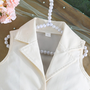 Vestido Elegante y Exquisito para Niñas, Cómodo, Veraniego, Sin Mangas, con Botones, Bolsillos y Lazos, Ropa Infantil Moderna para Fiestas - Product Image 3